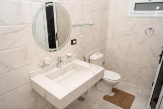 Azure Guest House - 9