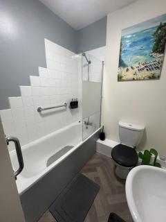 Full Apartment in the Heart of Margate - 7