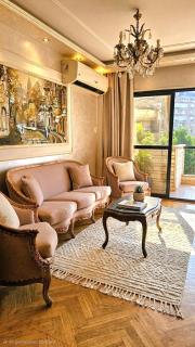 Cozy Zamalek Apt with Nile Glimpse and Prime Location - 4