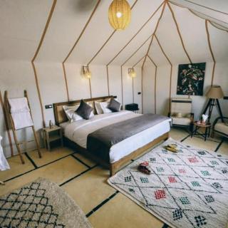 Sunrise Dunes Luxury Camp - 8