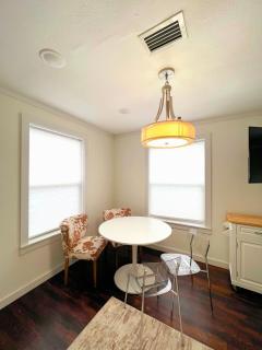 Cozy Cottage by the Bayou 2bed 1bath - 9