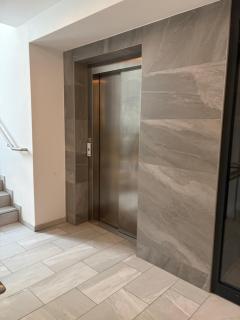 Stylish apartment with terrace in the 19th arrondissement - 3