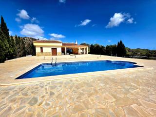 Bay View Villa, 360 Panoramic, Sea & Mountains - By Aloha Palma - 1
