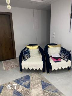Eman & Linda - 7