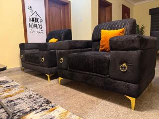 Max Heron, Gorgeous 2 Bedroom - 3