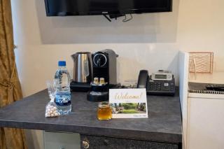 MMA Apartment with Sauna & Private Yard - 4