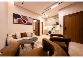 Amara Blvd Cozy Living Room 302 - 7