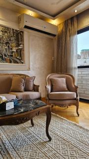Cozy Zamalek Apt with Nile Glimpse and Prime Location - 3