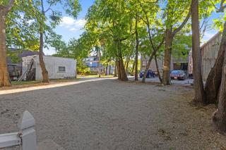 3 Bd In The Heart of KC! 09 - 3