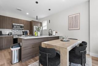 Luxe Premier Home, 20 min NYC&EWR, Free Parking - 8