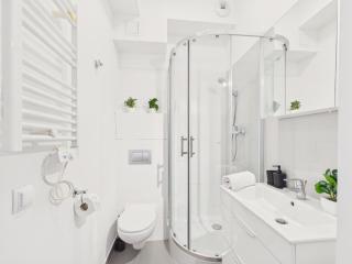 Wrocław Plac Grunwaldzki Comfort Apartment by Solarento - 8