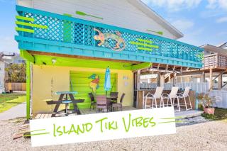 Island Tiki Vibes - Steps to Beach - Outdoor Bar - 0