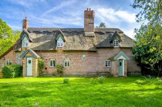2 Bed in Hanworth oc-h32041 - 8