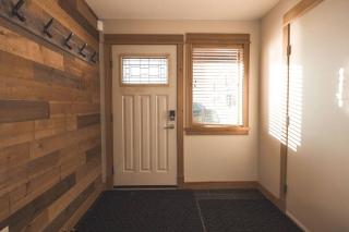 The Trail House 7BR Sleeps 18 Spacious Retreat - 5