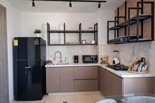 Apartasuits Shanty - 2