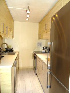 Spacious Studio Near Harvard Sq - 1