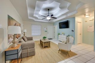 Pool Access & Work-Ready Comforts! Edinburg Apt - 6
