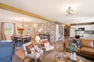 Creekside Fun Dog-friendly, Games & Fire Pit - 3