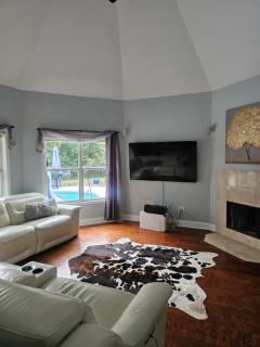 Spacious Atlanta Home With Private Pool - 2