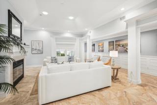 Lido Beach Waterfront Oasis - Private Heated Pool & Hot Tub - Steps to Lido Beach! - 8