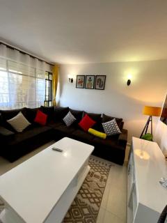 Bay Loft 1 Br Netflix Lake Views, Starlink - 6