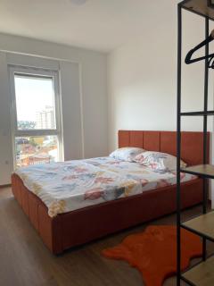 Sky Line Apartm in City Center, 3BR, Free Parking - Prishtinë - 1