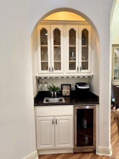 Room to Relax, Hot Tub, Fire Pit! Near Beach, Casino, Golf Course & Old Town BSL - 5