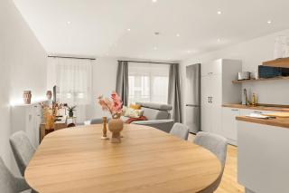 Deluxe Apartment Dingolfing - Design & Space - 9