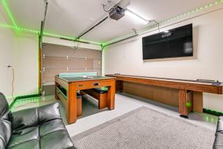 Near Oregon Caves: 2-Studio Retreat w/ Game Room! - 8