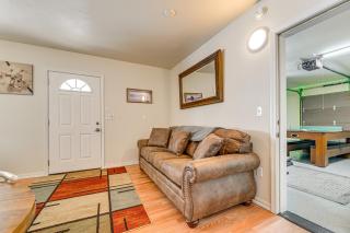 Near Oregon Caves: 2-Studio Retreat w/ Game Room! - 2
