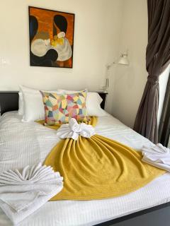 Wild Pear Old Town boutique accommodation - 9