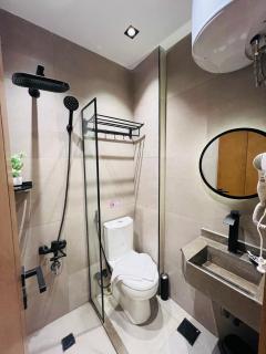R Tower Suites - 6