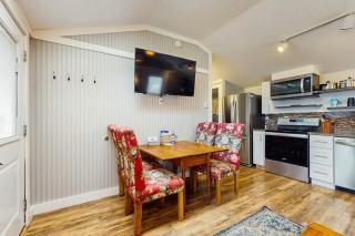 Shorelands Resort Cottage 40 - 6
