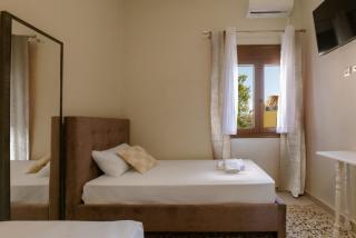 Archoleon Cozy Harbour Apartment - 1