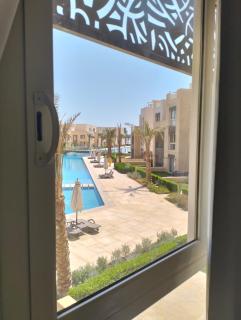 Two-bedroom apartment, ground floor, overlooking the sea - 1