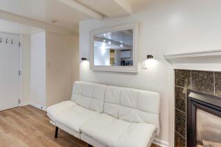 Walkable Green Lake Studio w/ Fireplace - 4