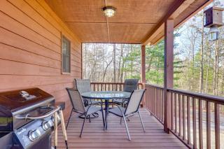 Mountain-View Murphy Cabin with Shared Fire Pit - 9