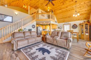 Mountain-View Murphy Cabin with Shared Fire Pit - 7