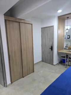Aparta estudio completo Medellín tranvía - 7