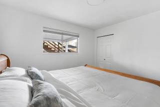 Near Skytrain and 15 mins Downtown w Free Parking - 1