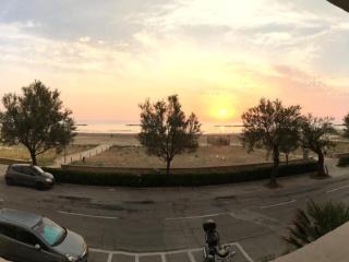 SE240 - Senigallia, trilocale fronte mare con posto auto - 9