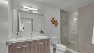 Great WiFi-Kitchen-Free Parking-#311 - 4