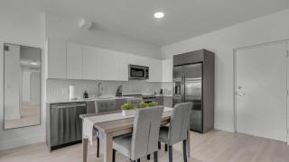 Great WiFi-Kitchen-Free Parking-#311 - 2
