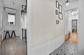 Spacious 4BR & Sleeps 14 & Top Floor & Central - 3