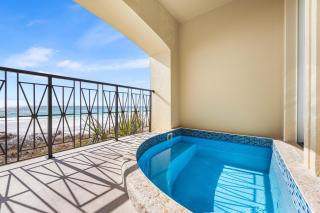 Third Day-Frangista Beach-Beach Front-Elevator- 2 Pools! - Destin - 4