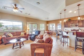 Hike, Golf & Try Your Luck! Mtn-View Mesquite Home - 3