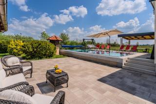 Wellness House On The River Kupa - Happy Rentals - 2