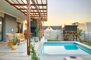 Cape Winelands Mountain View Getaway - Dalsig - 0