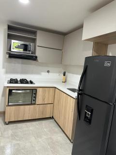 Apartamento bonito, céntrico y cerca de la estación de metro - 8