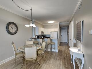 Island Royale Penthouse #405 - 4